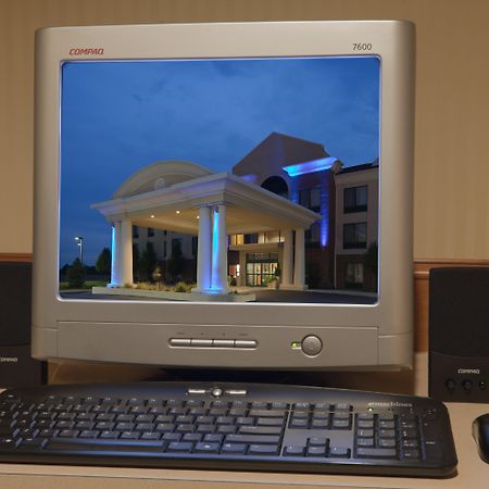 Holiday Inn Express Hotel & Suites Bryan-Montpelier By Ihg Holiday City Екстериор снимка