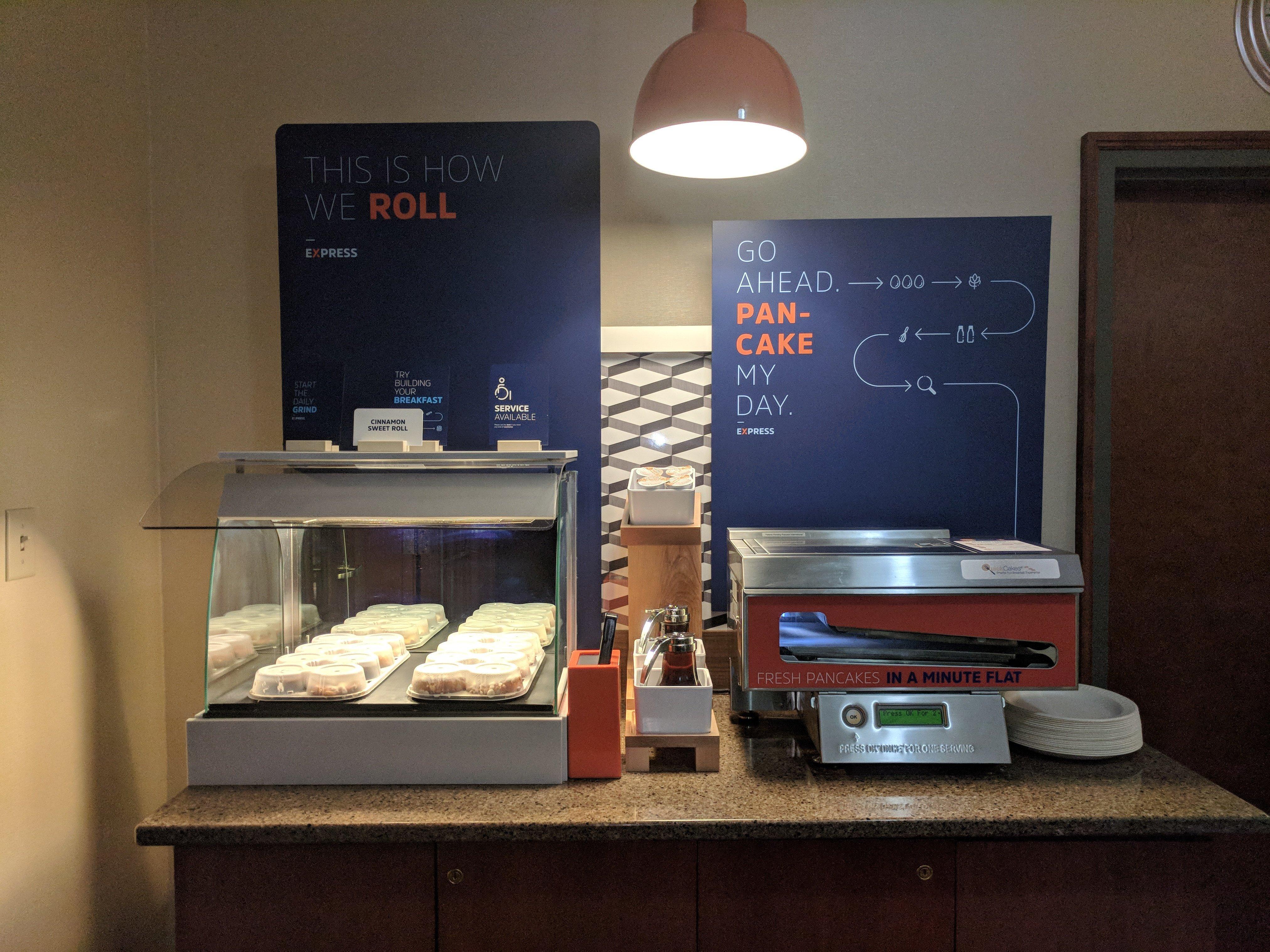 Holiday Inn Express Hotel & Suites Bryan-Montpelier By Ihg Holiday City Екстериор снимка