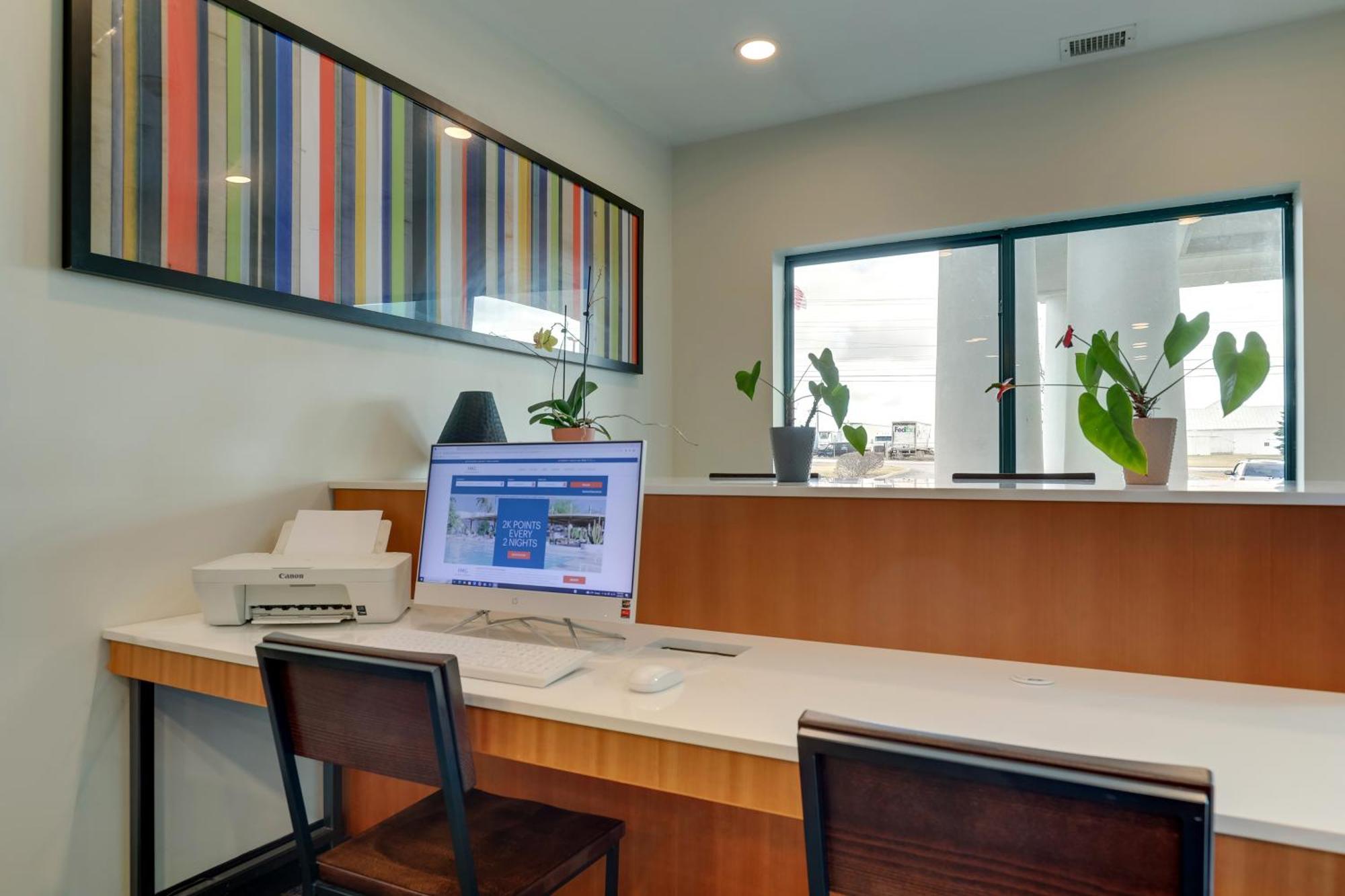 Holiday Inn Express Hotel & Suites Bryan-Montpelier By Ihg Holiday City Екстериор снимка