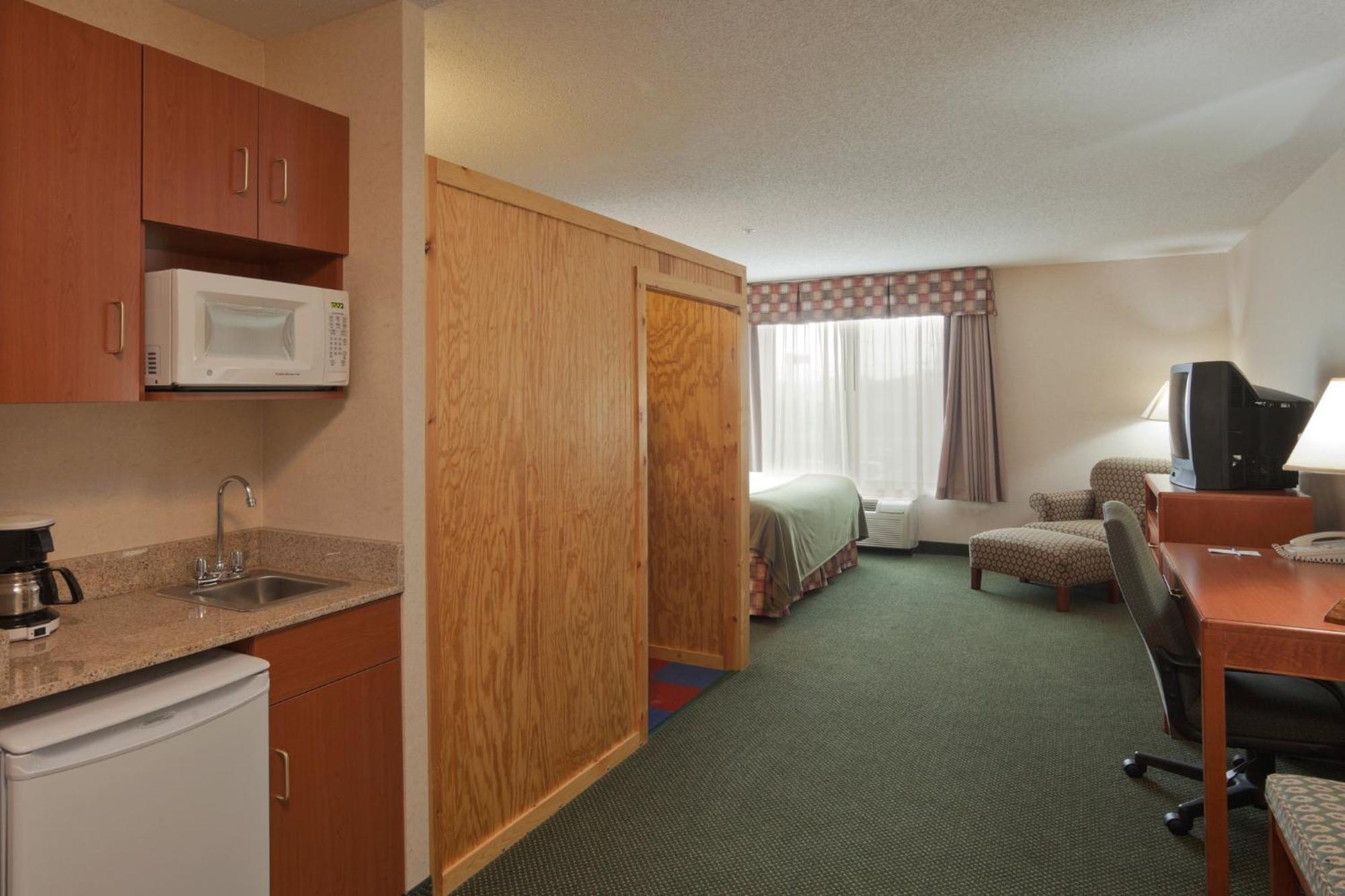 Holiday Inn Express Hotel & Suites Bryan-Montpelier By Ihg Holiday City Екстериор снимка