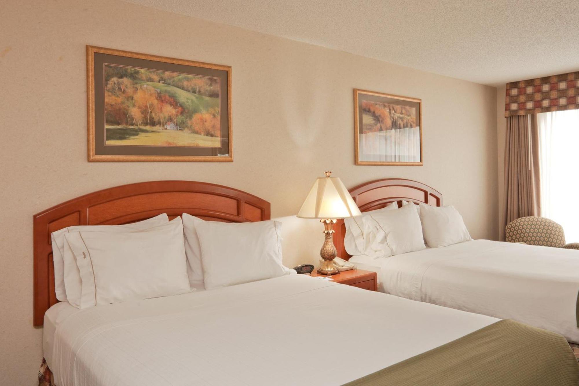 Holiday Inn Express Hotel & Suites Bryan-Montpelier By Ihg Holiday City Екстериор снимка